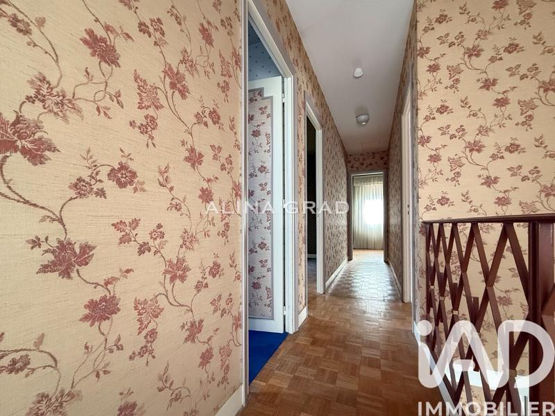 Maison - 140 m² - 6 pièces