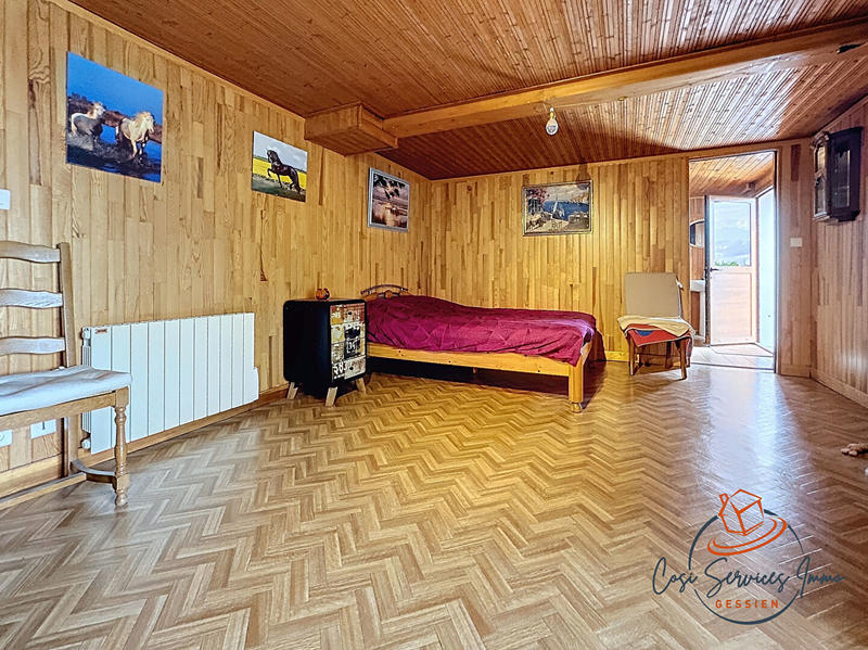 Maison - 180 m² - 5 pièces