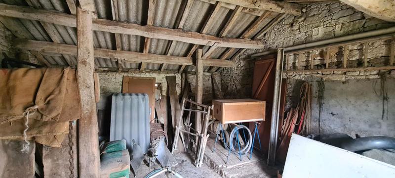 Grange - 74 m² - 3 pièces