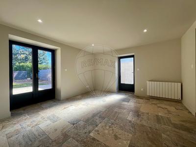 Maison - 180 m² - 6 pièces