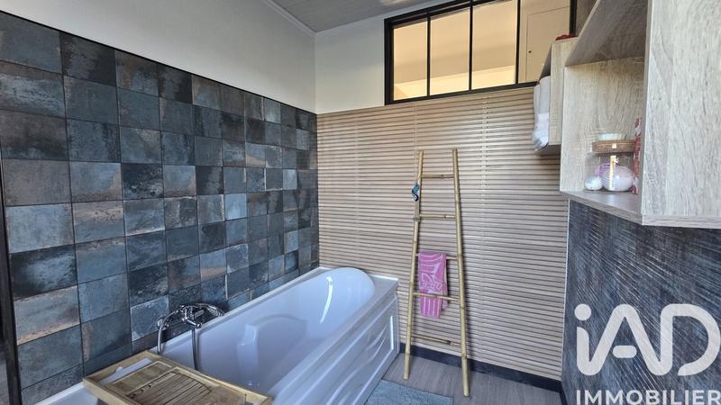 Maison - 189 m² - 5 pièces