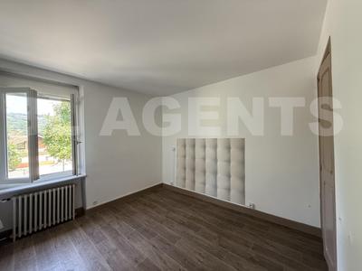 Maison de ville - 130 m² - 7 pièces