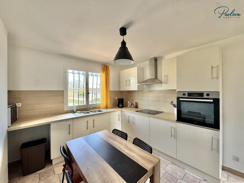 Appartement - 93 m² - 4 pièces