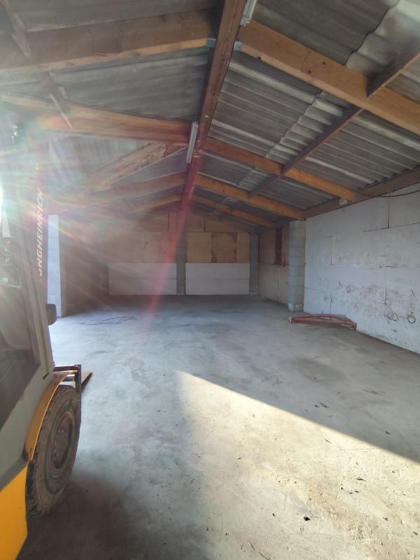 Entrepôt - 70 m²