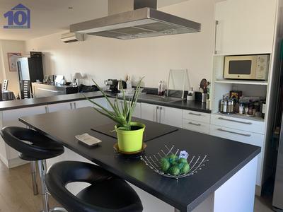 Appartement - 92 m² - 3 pièces