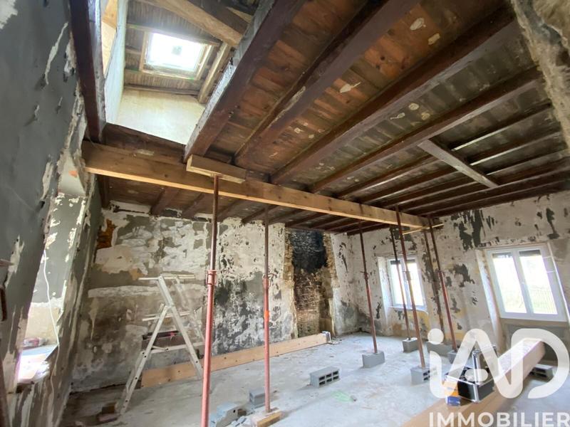 Maison - 230 m² - 7 pièces