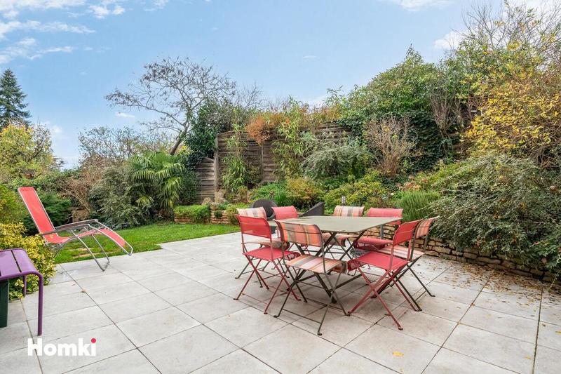 Maison - 140 m² - 6 pièces