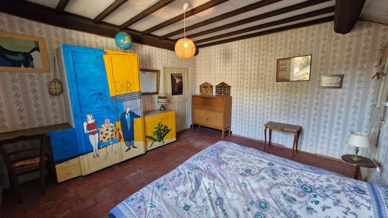 Maison - 201 m² - 7 pièces