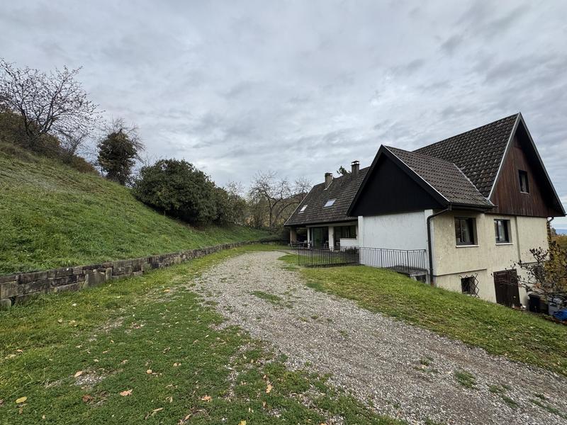 Maison - 236 m² - 7 pièces