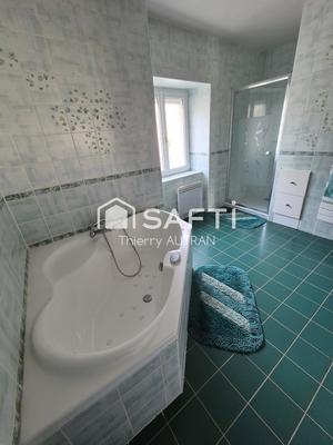 Maison - 160 m² - 6 pièces