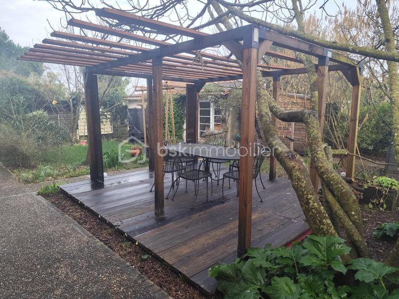 Maison - 138 m² - 6 pièces