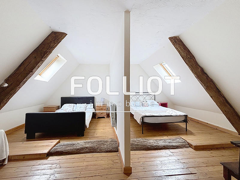 Maison - 186 m² - 7 pièces