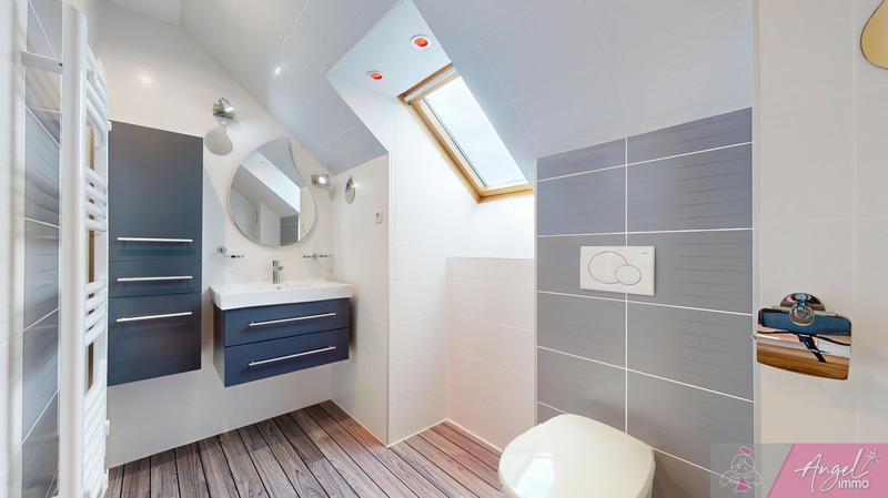 Maison - 136 m² - 6 pièces