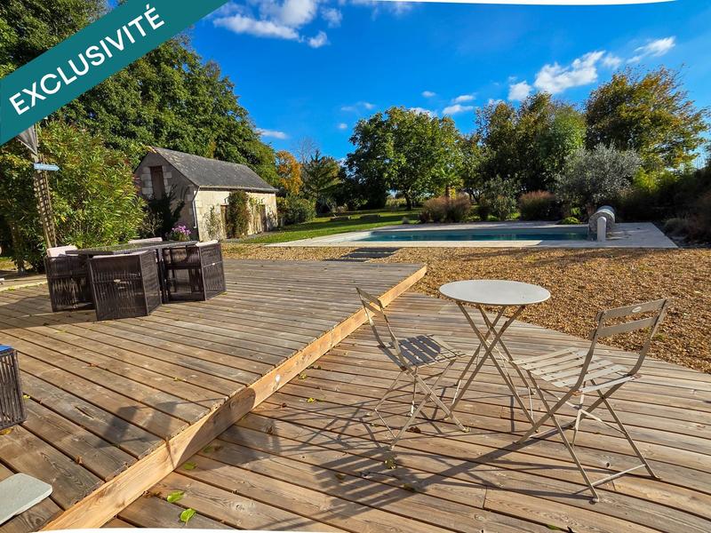 Maison - 250 m² - 10 pièces