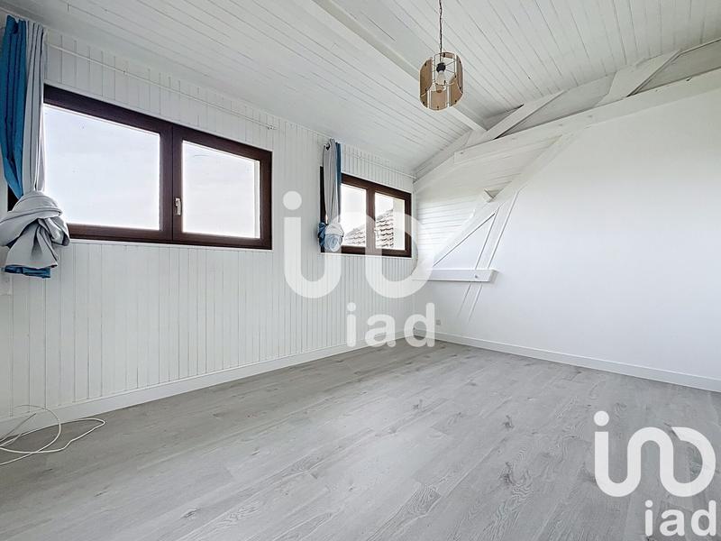 Maison - 200 m² - 7 pièces