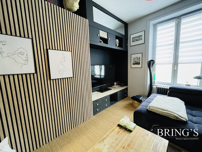 Maison - 309 m² - 12 pièces