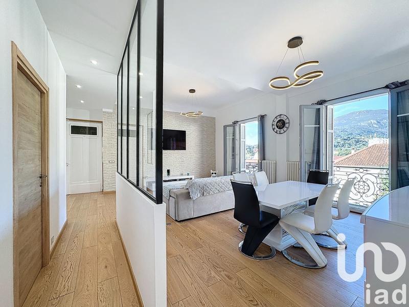 Appartement - 88 m² - 4 pièces