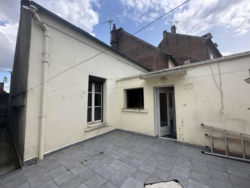 Maison - 111 m² - 6 pièces