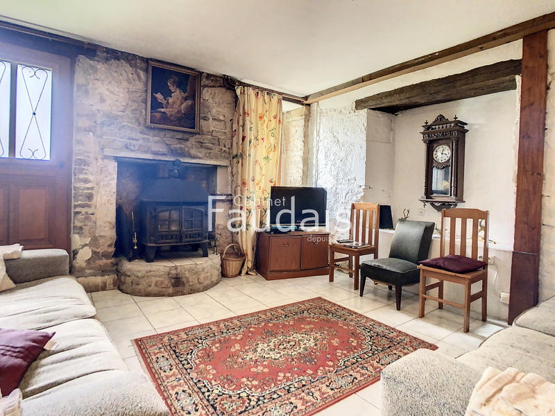 Propriété - 200 m² - 10 pièces