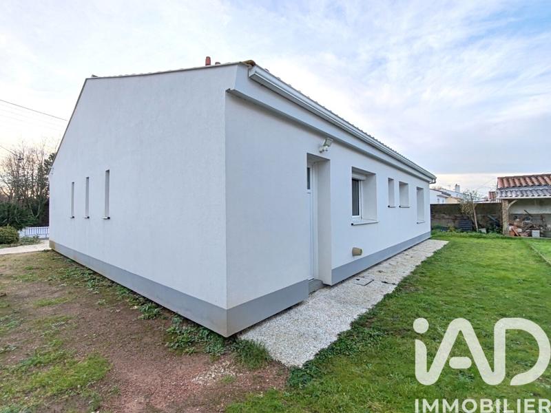 Maison - 93 m² - 4 pièces