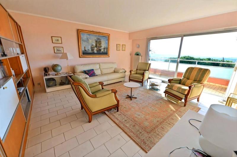 Appartement - 98 m² - 3 pièces