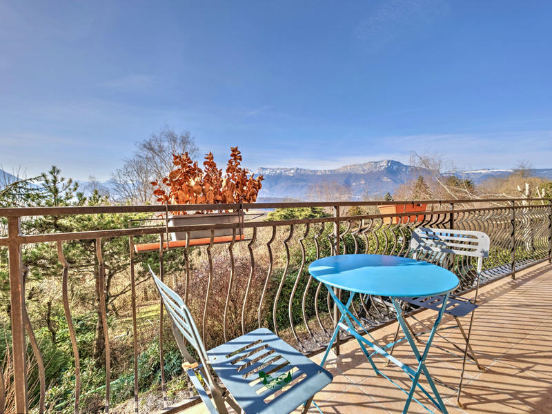 Maison - 200 m² - 7 pièces