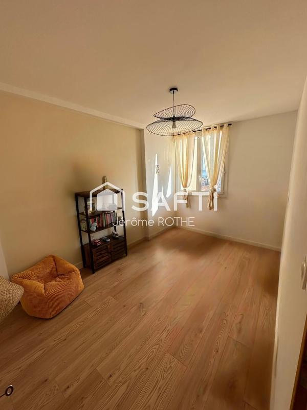 Appartement - 87 m² - 4 pièces