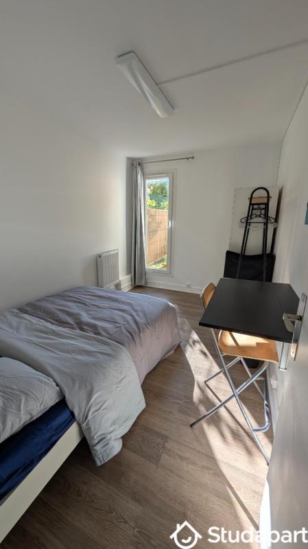 Chambre - 11 m² - 1 pièce