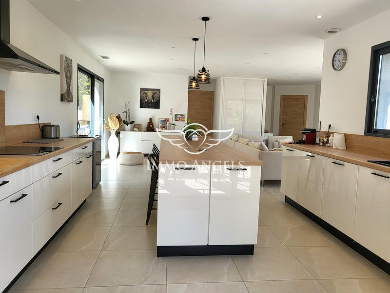 Maison contemporaine - 147 m² - 5 pièces