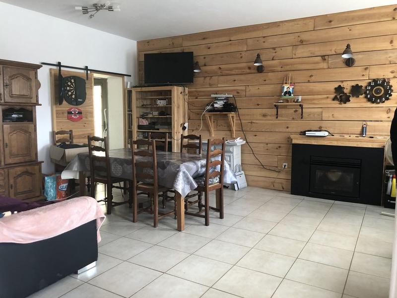 Maison en pierre - 203 m² - 4 pièces