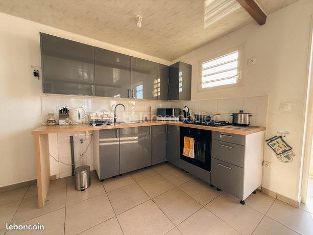 Maison - 104 m² - 4 pièces