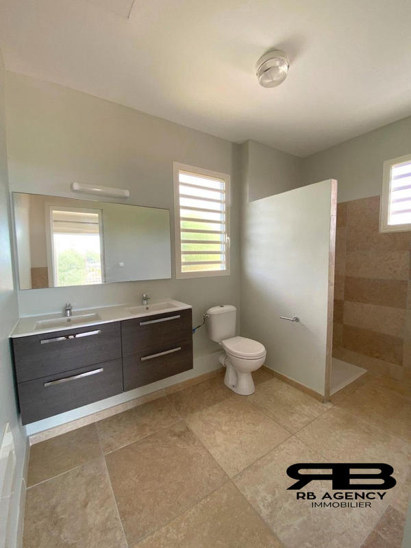 Appartement - 74 m² - 3 pièces