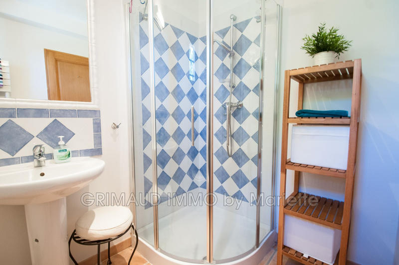 Villa - 210 m² - 6 pièces