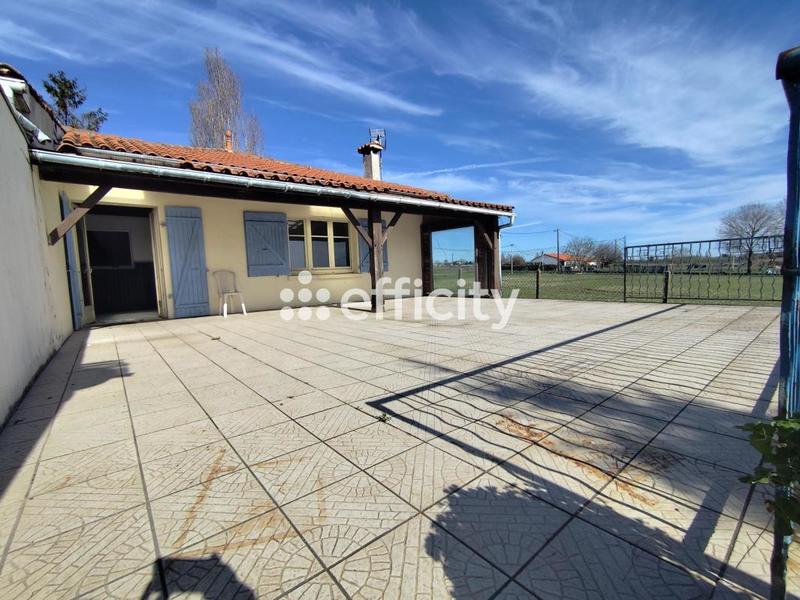 Maison - 180 m² - 8 pièces