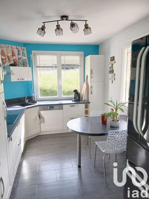 Maison - 98 m² - 5 pièces