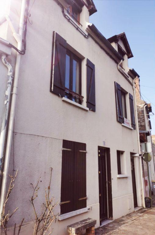 Appartement - 80 m² - 4 pièces