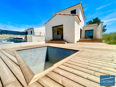 Maison - 100 m² - 4 pièces