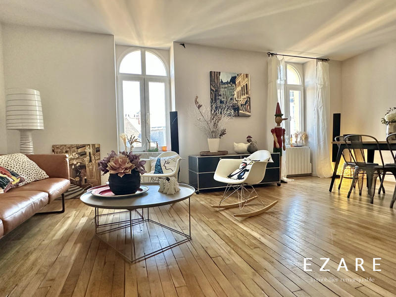 Appartement - 92 m² - 5 pièces