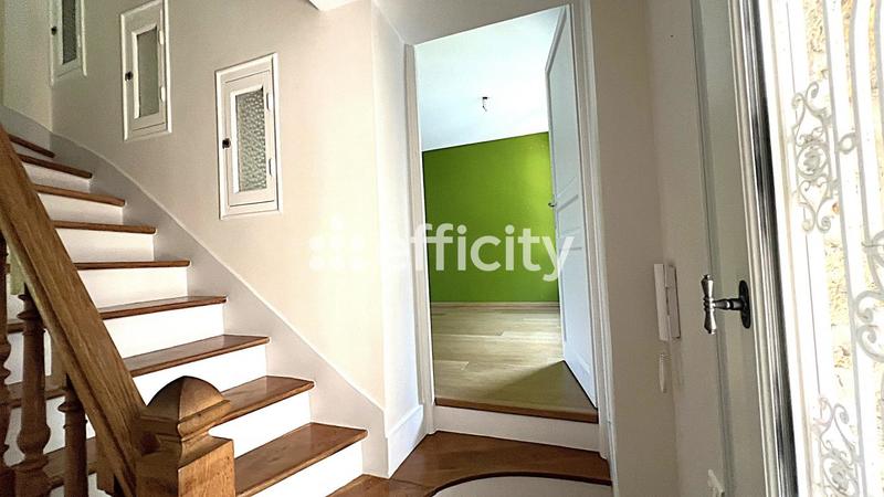 Maison - 140 m² - 6 pièces