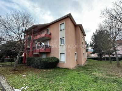 Appartement - 64 m² - 3 pièces
