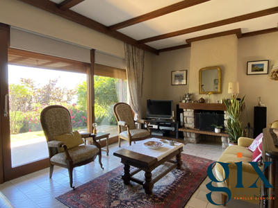 Maison - 131 m² - 6 pièces