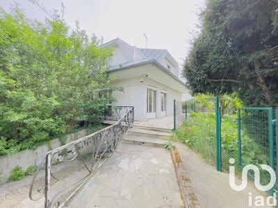 Maison - 127 m² - 5 pièces