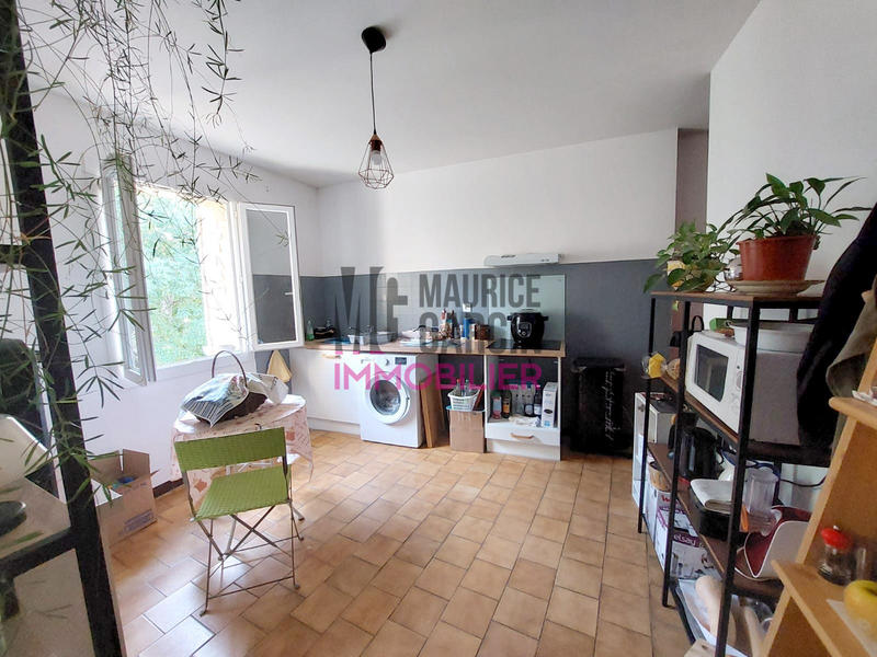 Appartement - 85 m² - 3 pièces