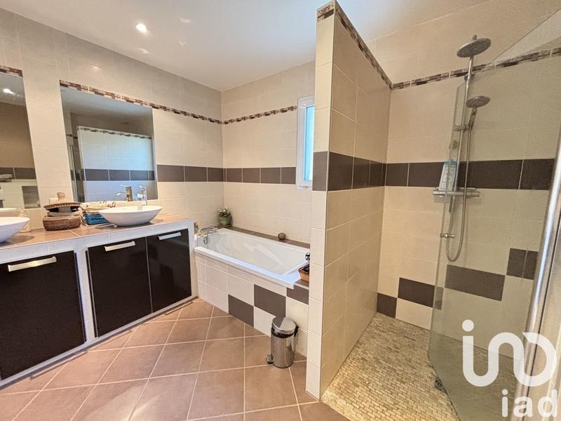 Maison - 127 m² - 6 pièces