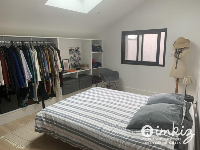 Maison - 177 m² - 7 pièces