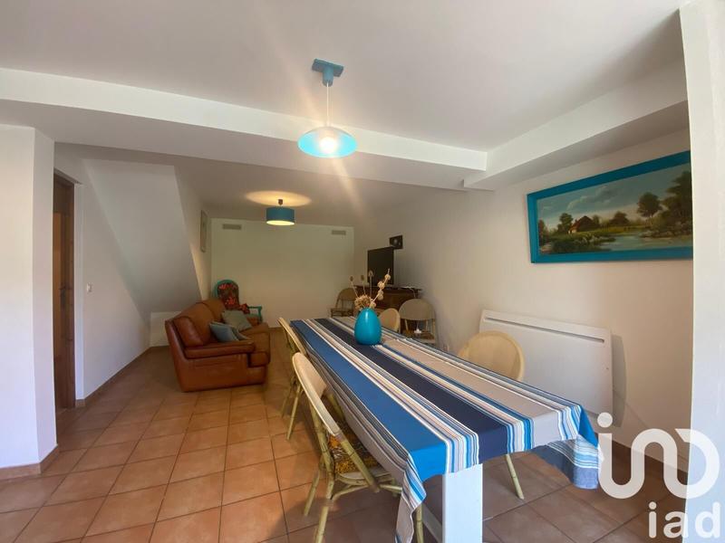 Maison - 225 m² - 15 pièces