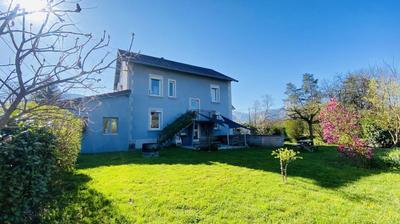 Maison - 185 m² - 6 pièces