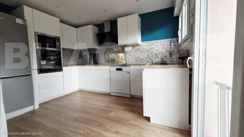 Maison - 102 m² - 6 pièces