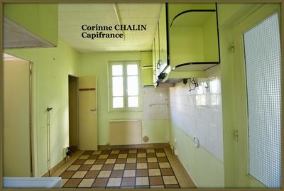 Maison - 137 m² - 7 pièces