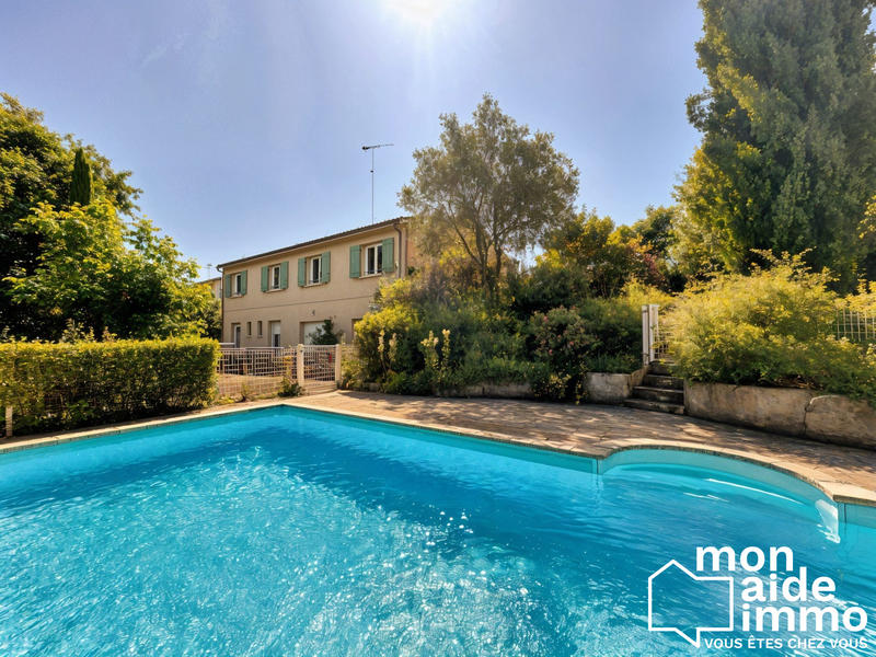 Maison - 150 m² - 5 pièces